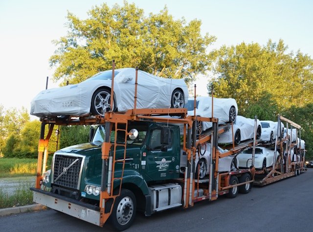 Shipping a Car with Belongings: What You Need to Know